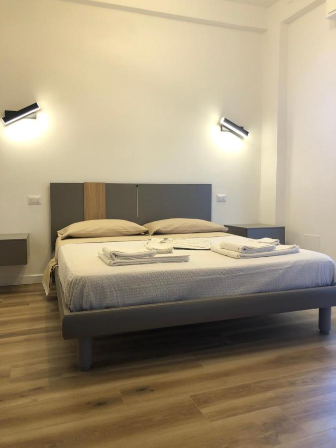 A Due Passi Dalla Scalinata Rooms Caltagirone Exterior foto